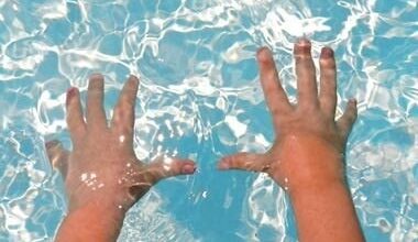 Progetti di acquaticità Scuole d’Infanzia e Scuole Primarie pubbliche Piscina De Sanctis  – Stagione 2025-2026